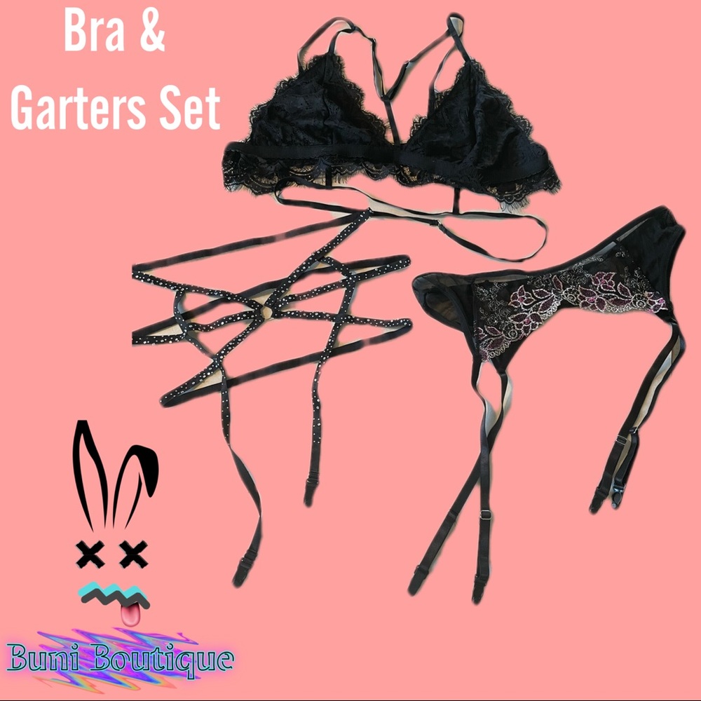❌SOLD❌Bra & Garters Set